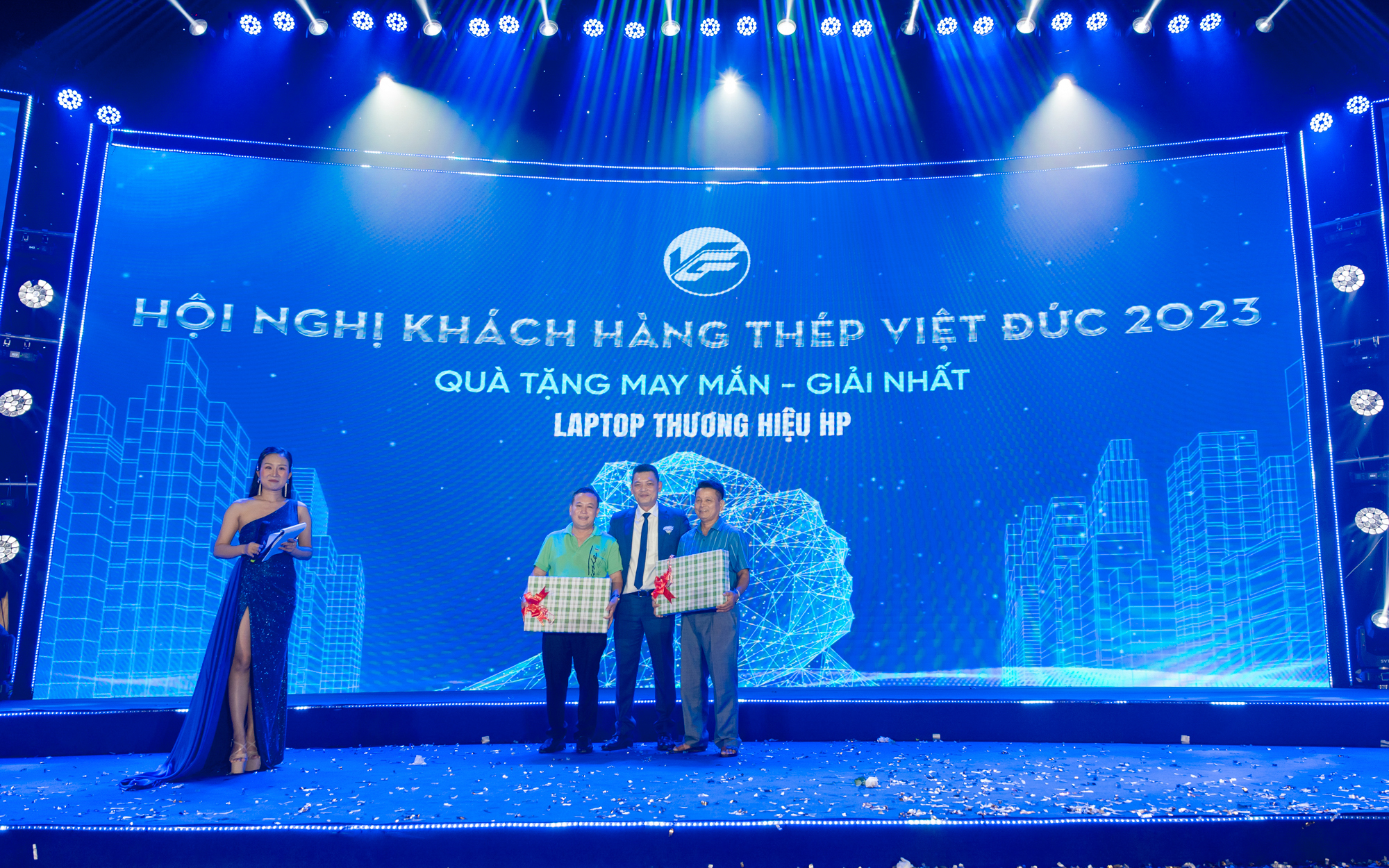 Chụp hình sự kiện - Ảnh thực hiện: TRED MEDIA